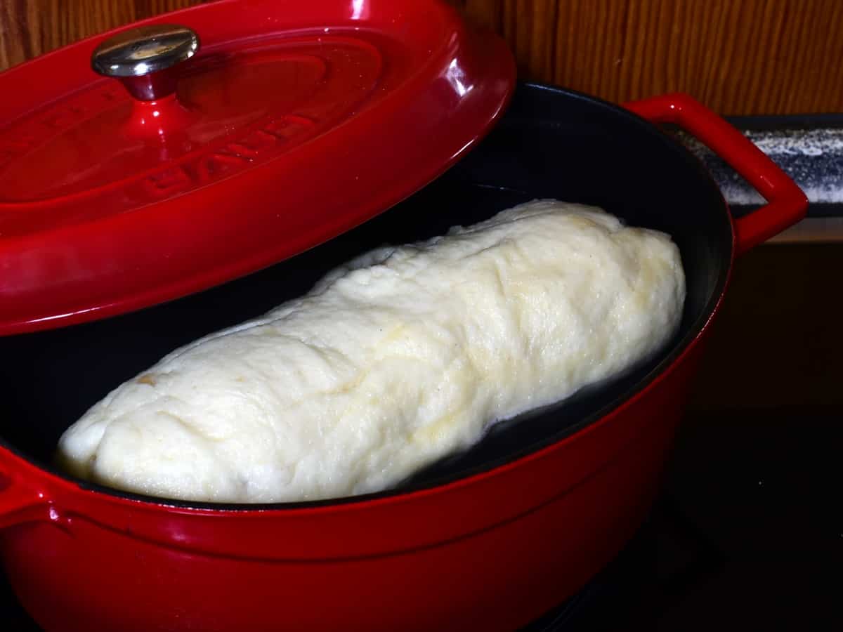 boiling a dumpling
