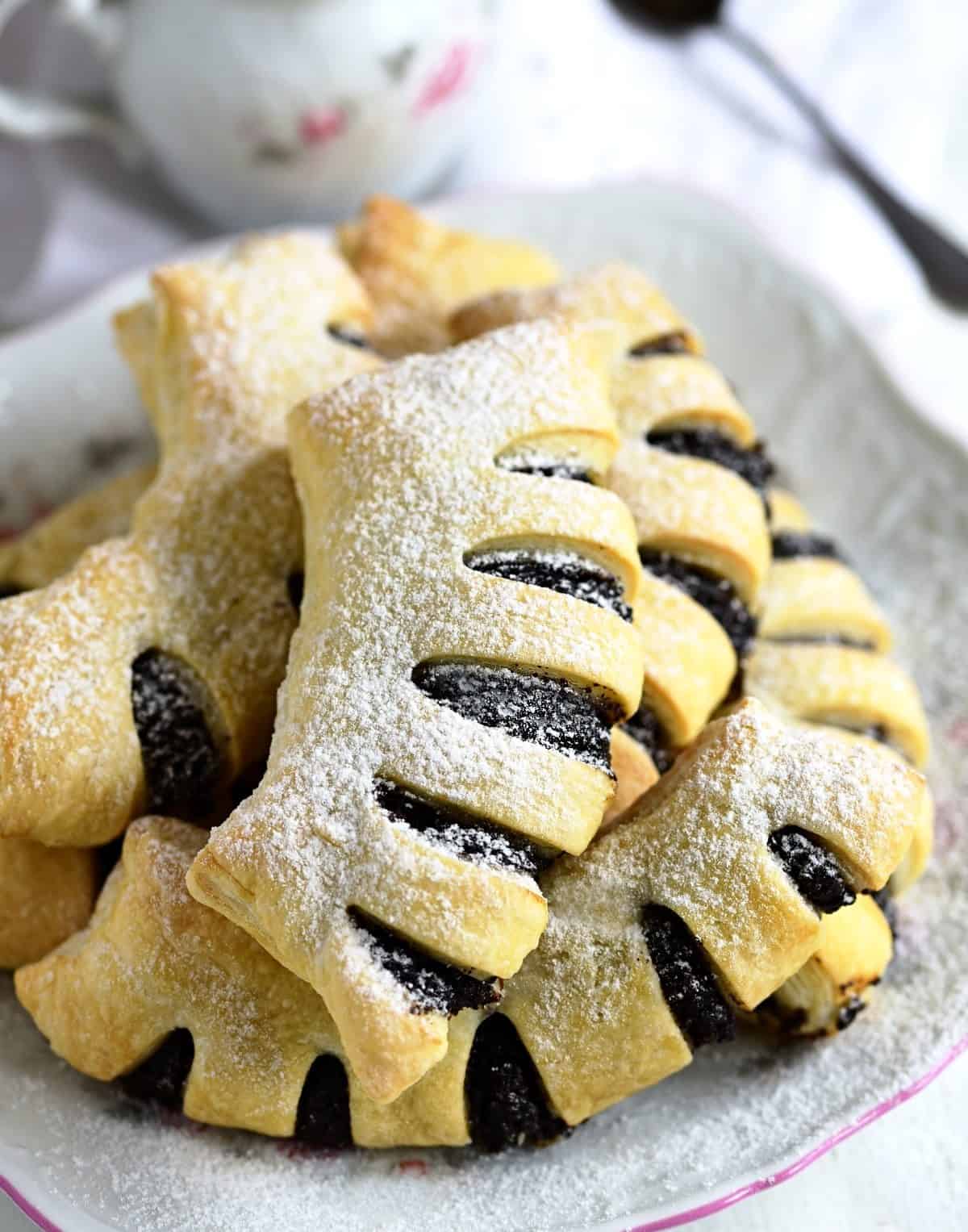 puff pastry with poppy seed filling